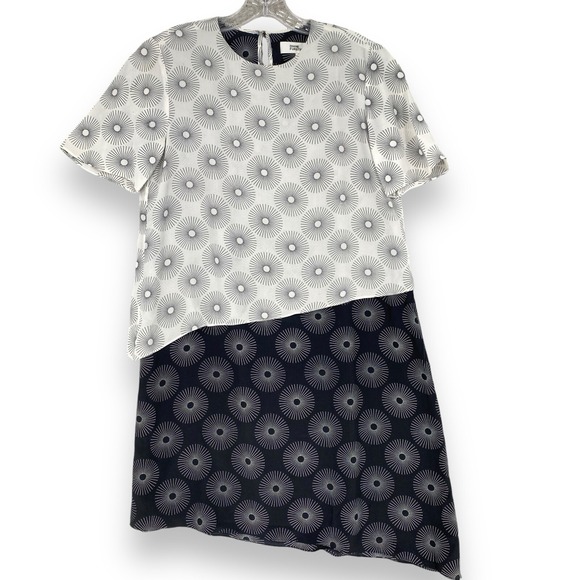 Diane Von Furstenburg Shirt Womens 4 Black Tunic Keyhole Back Asymmetric‎ Silk - Picture 1 of 12